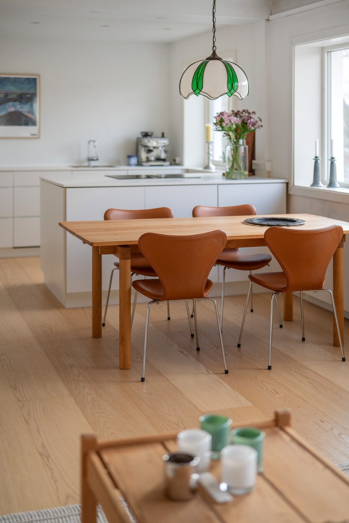 Det er enkelt å se for seg å ha gjester til middag her. Galleribilde