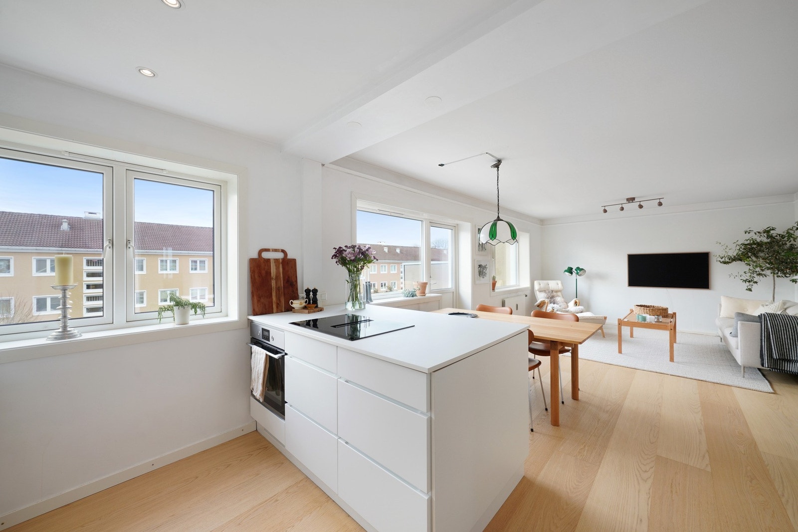 Leiligheten oppleves som delikat og strøken. 85 % tg1 er gitt i tilstandsrapporten. Galleribilde