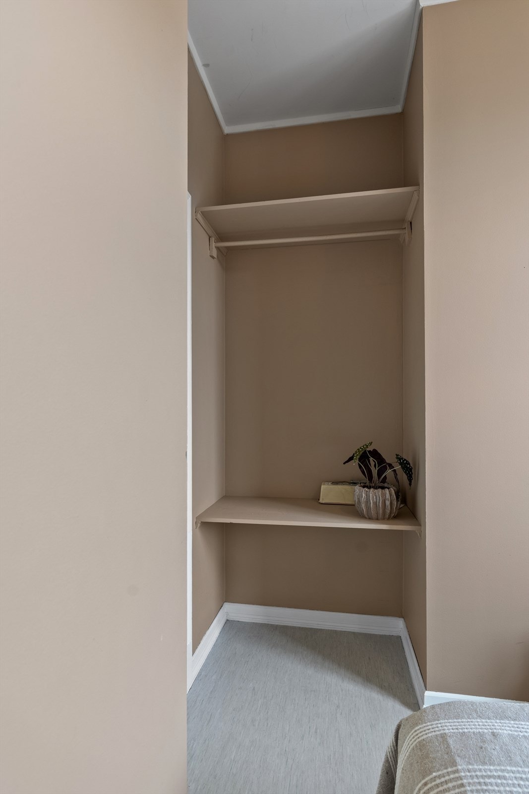 Mer oppbevaring her. Galleribilde