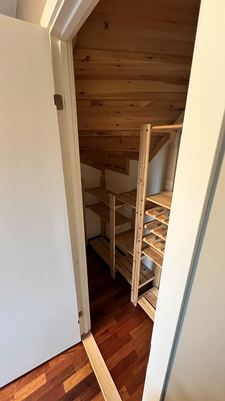 Garderobe Galleribilde