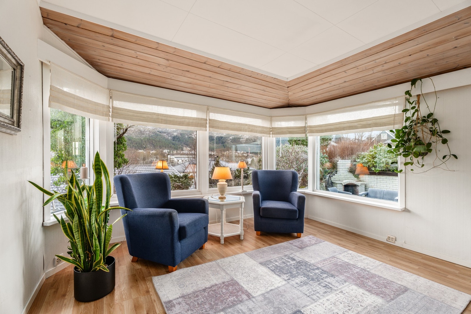 Boligen har også et eget rom perfekt til en ekstra sittegruppe. (Godkjent som soverom 4) Galleribilde