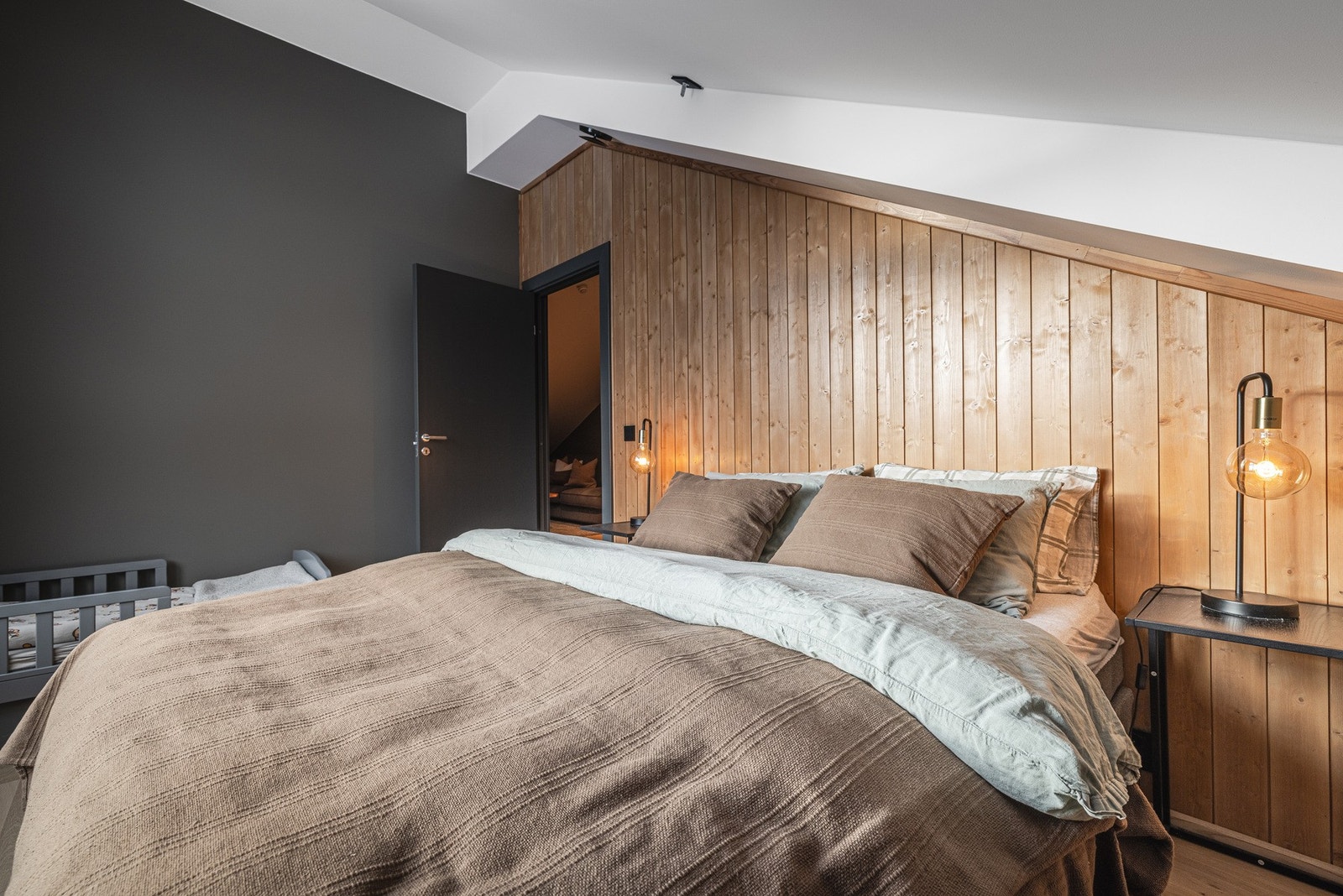 Soverom nr 3. Galleribilde