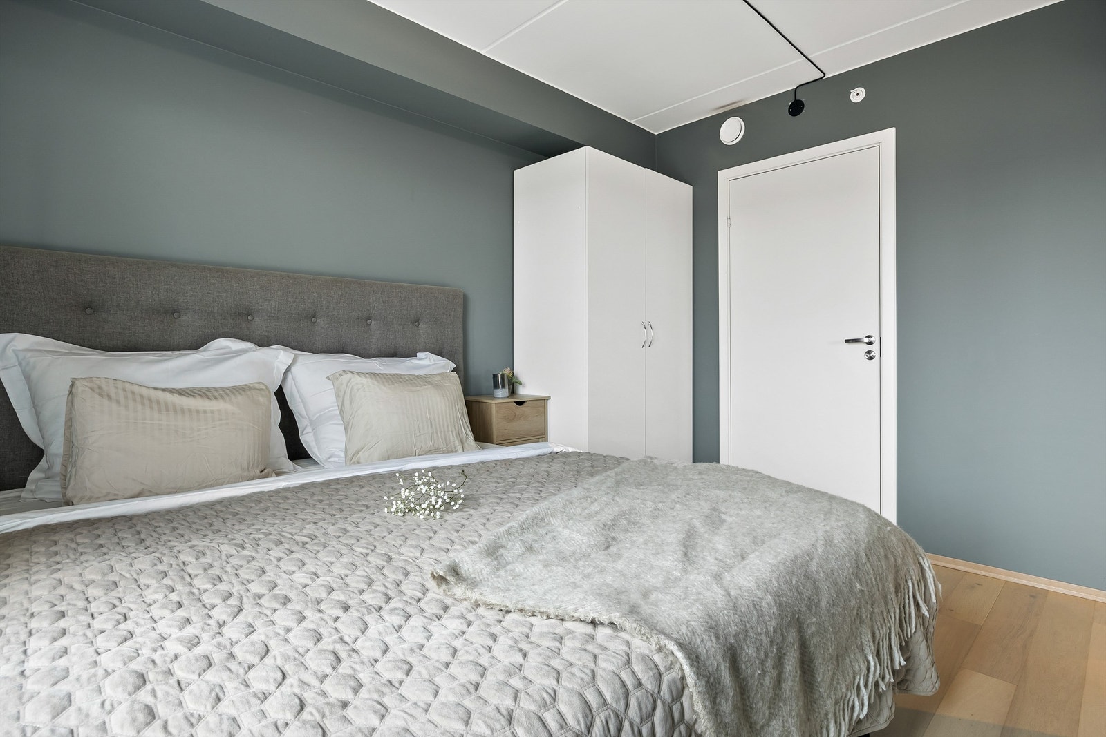 Tilgang til innvendig bod fra hovedsoverommet. Galleribilde