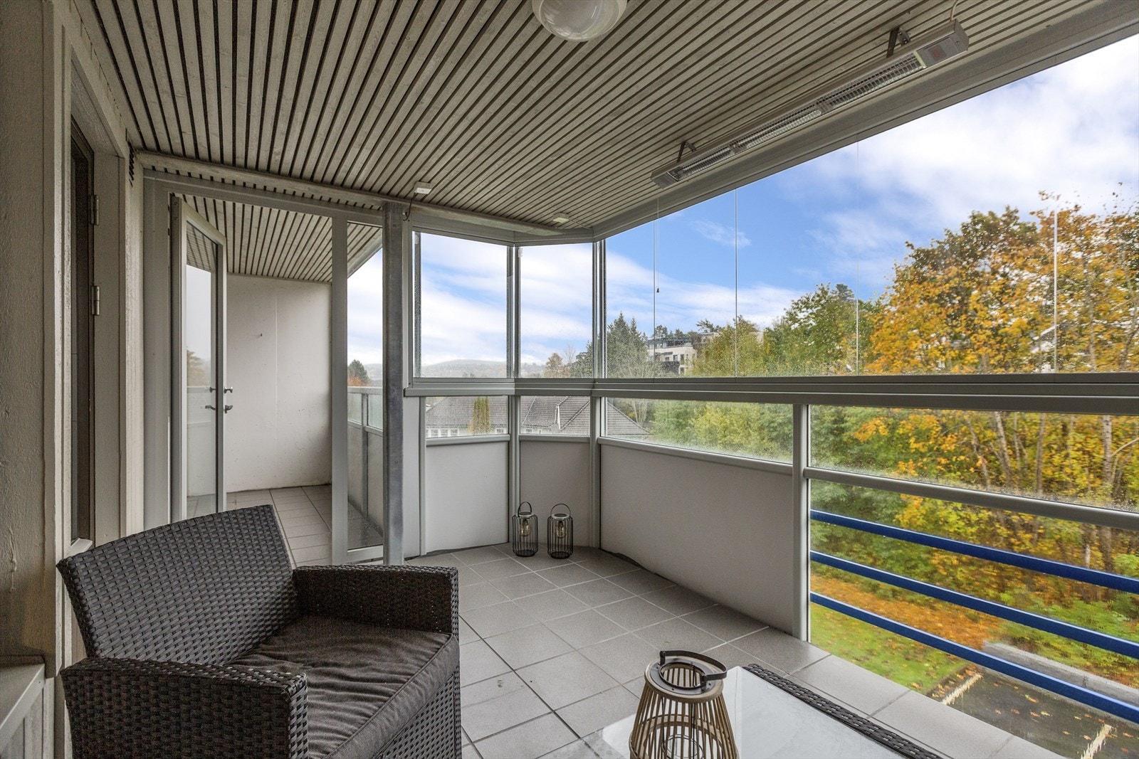 Balkong med med luftebalkong Galleribilde