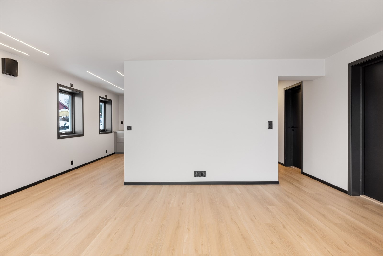 Her er det plass til sofagruppe med tilhørende TV-møblement. Galleribilde