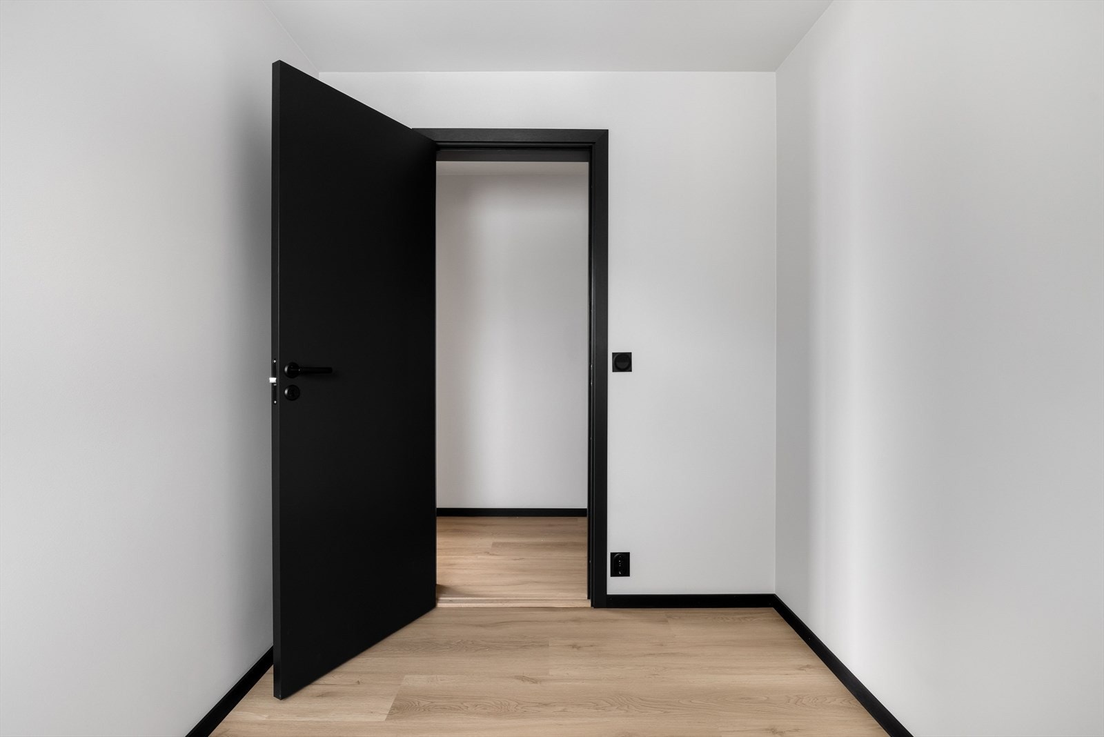 Soverommene ligger praktisk til på rekke og rad. Galleribilde