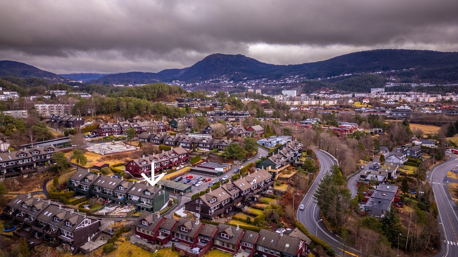 Meget attraktivt område med nærhet til barnehager, skoler, butikk og idrettsanlegg. Galleribilde