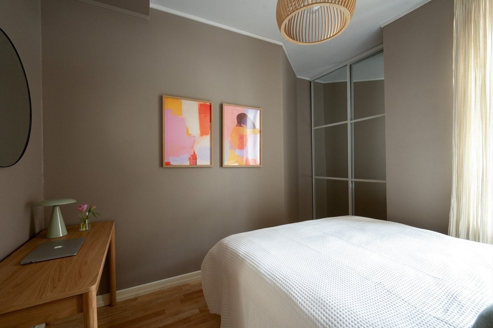 Det er også rom for en kontorpultøsning dersom man ønsker dette. Galleribilde