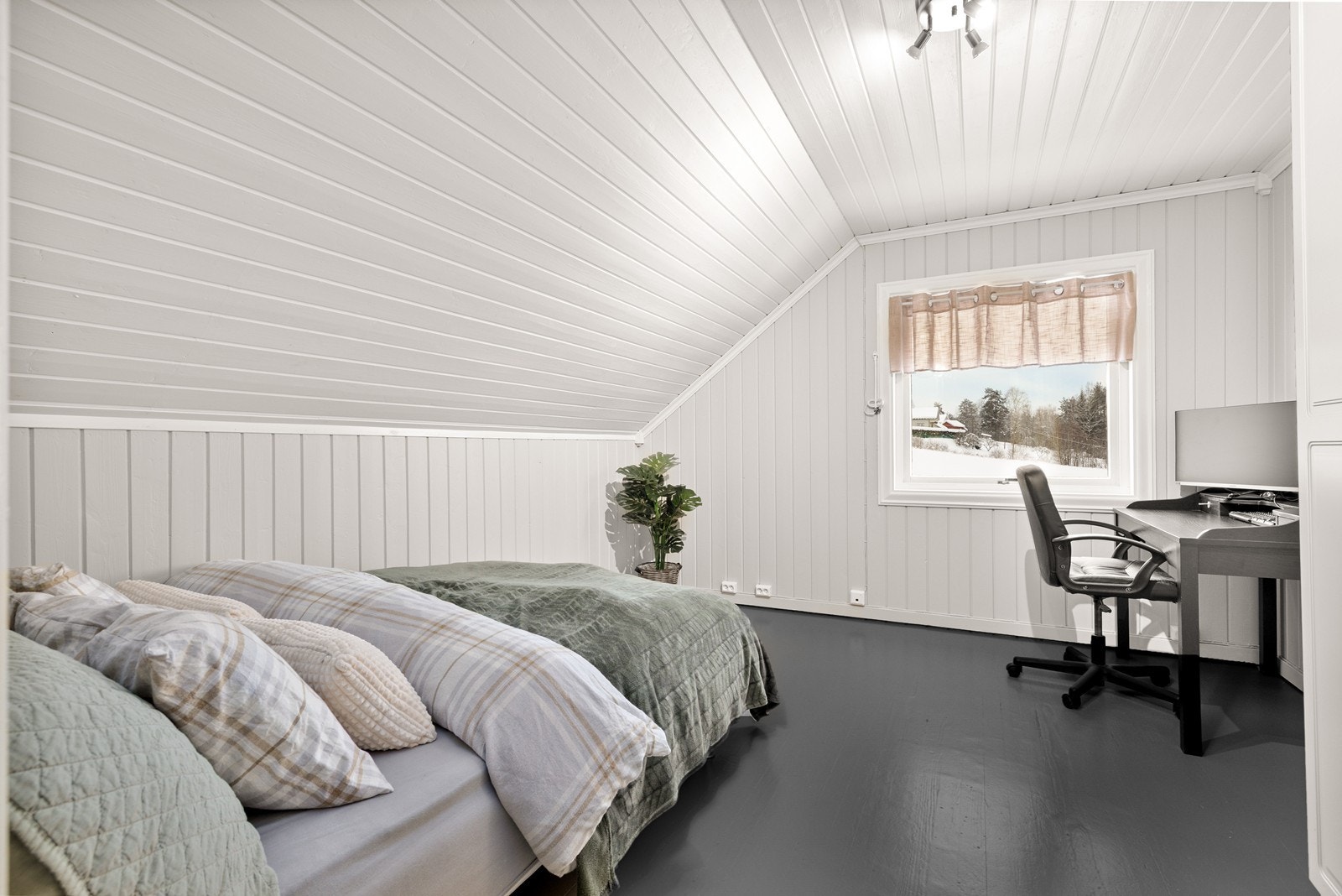 Rommene er av en størrelse som gjør det enkelt å møblere etter behov og preferanser. Galleribilde