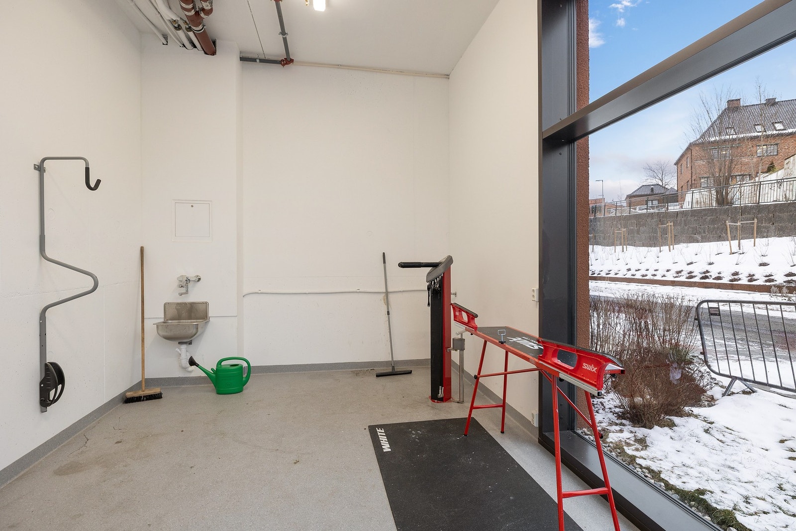 Felles smørebod. Galleribilde