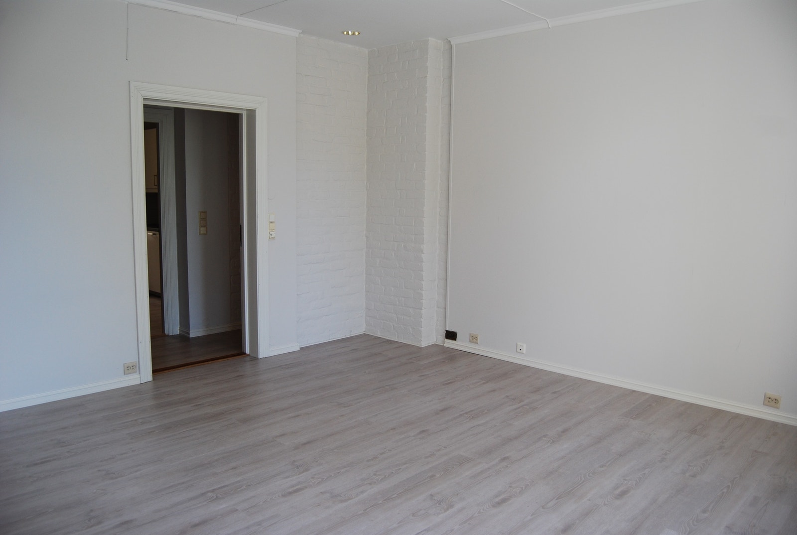 Mesteparten av leiligheten ble oppusset i 2017, badet i 2020. Galleribilde