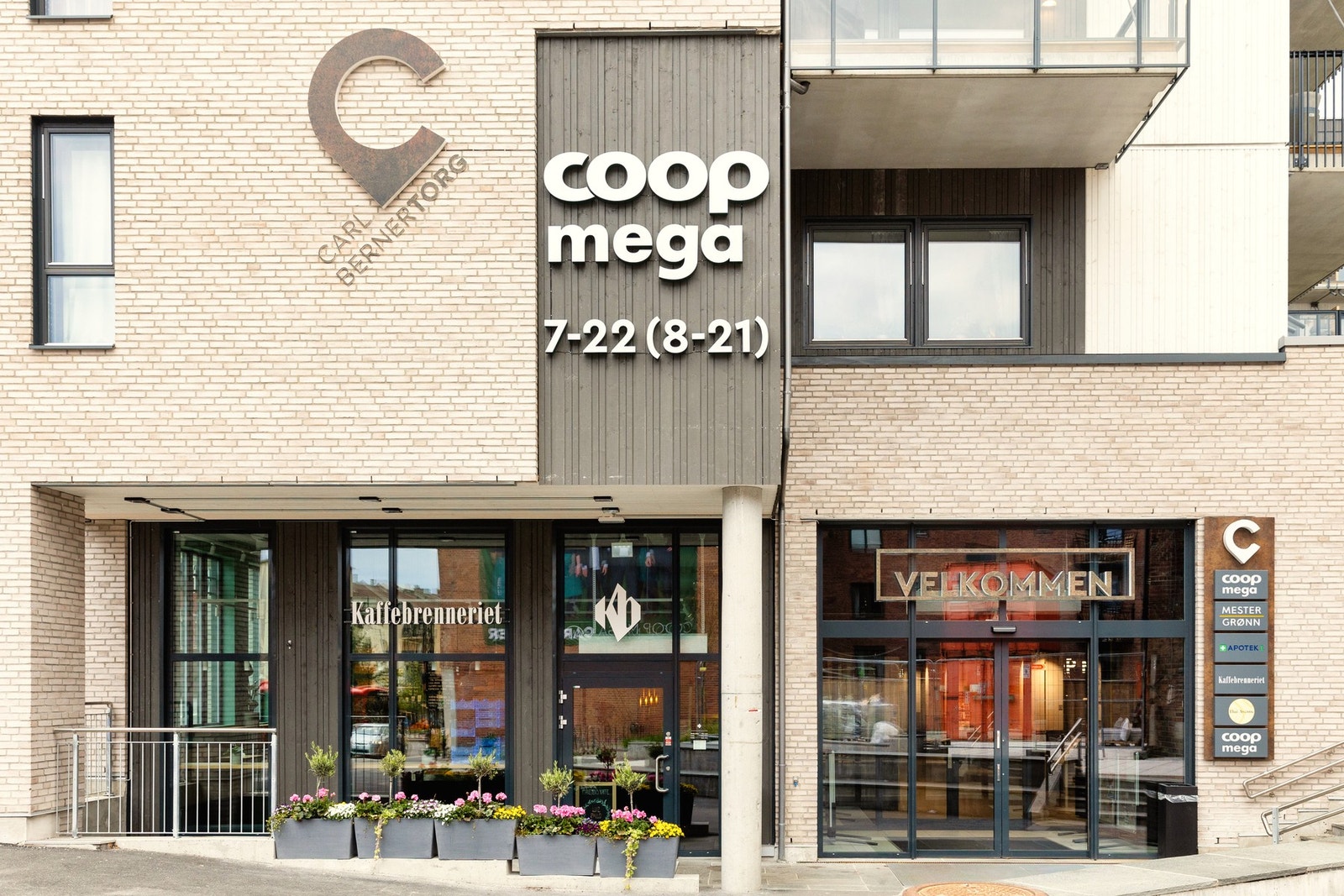 Carl Berner er et viktig og stort knutepunkt, og har rikelig med service- og kollektivtilbud. Fotograf: Daniel Bergsagel Galleribilde