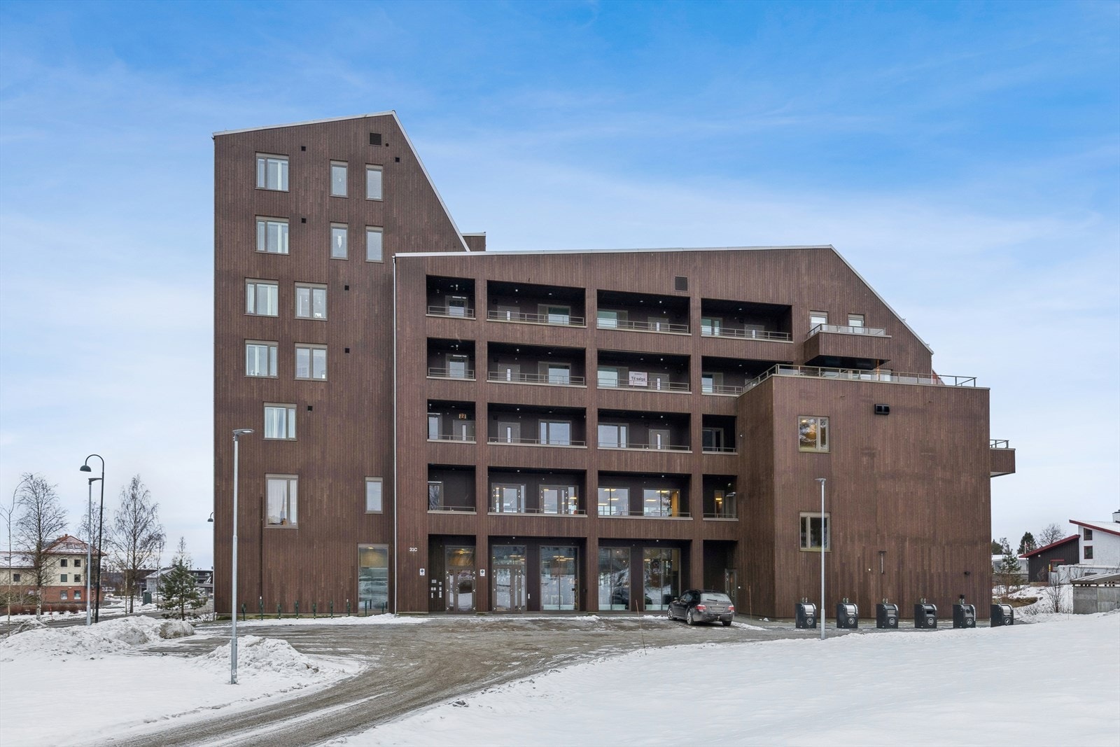 En lekker 3-roms selveier fra 2022 med solrik balkong og garasjeplass. Galleribilde