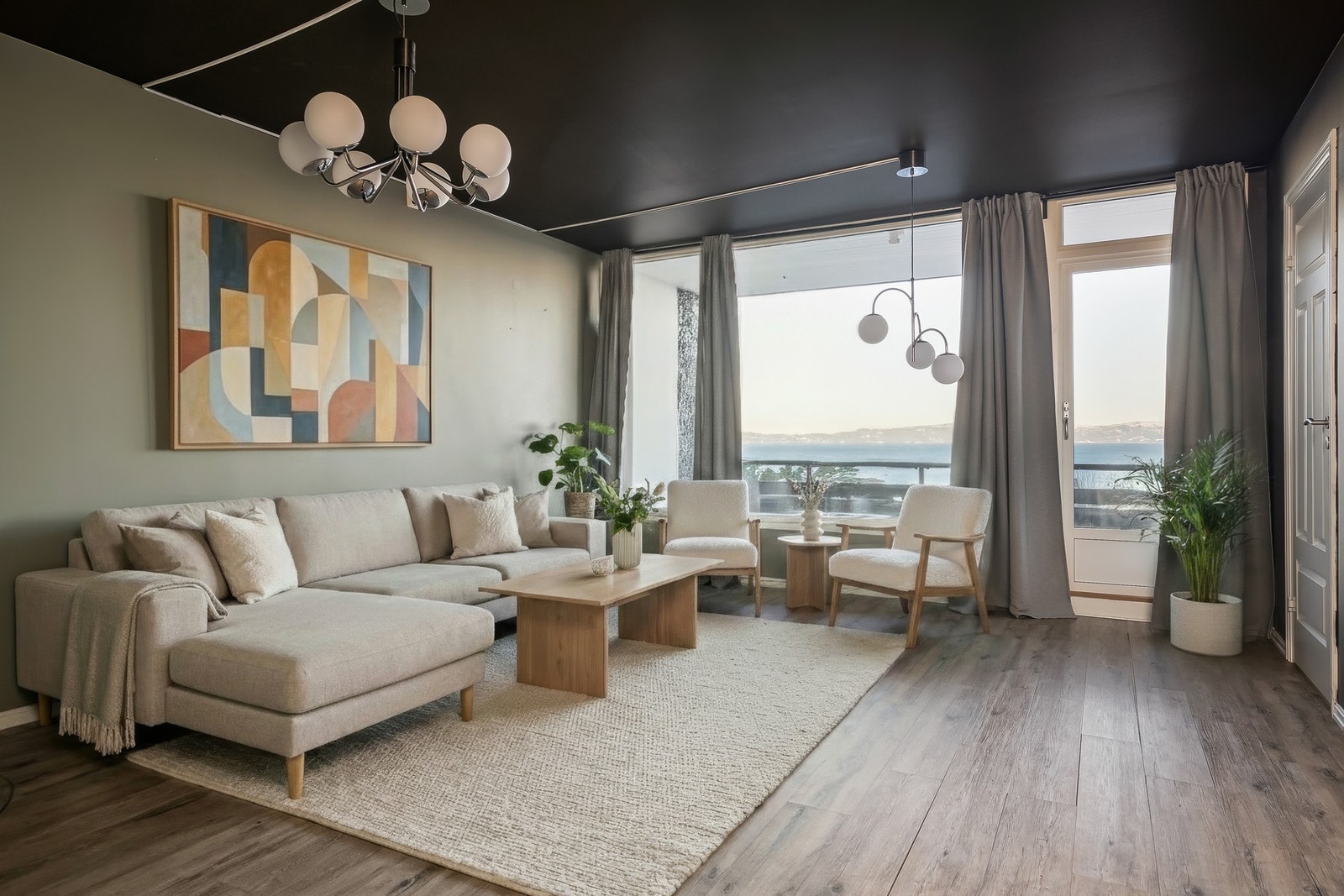 PrivatMegleren v/ Ingrid Sveian Hansen har gleden av å presentere Grim Saxeviks veg 1B. Galleribilde