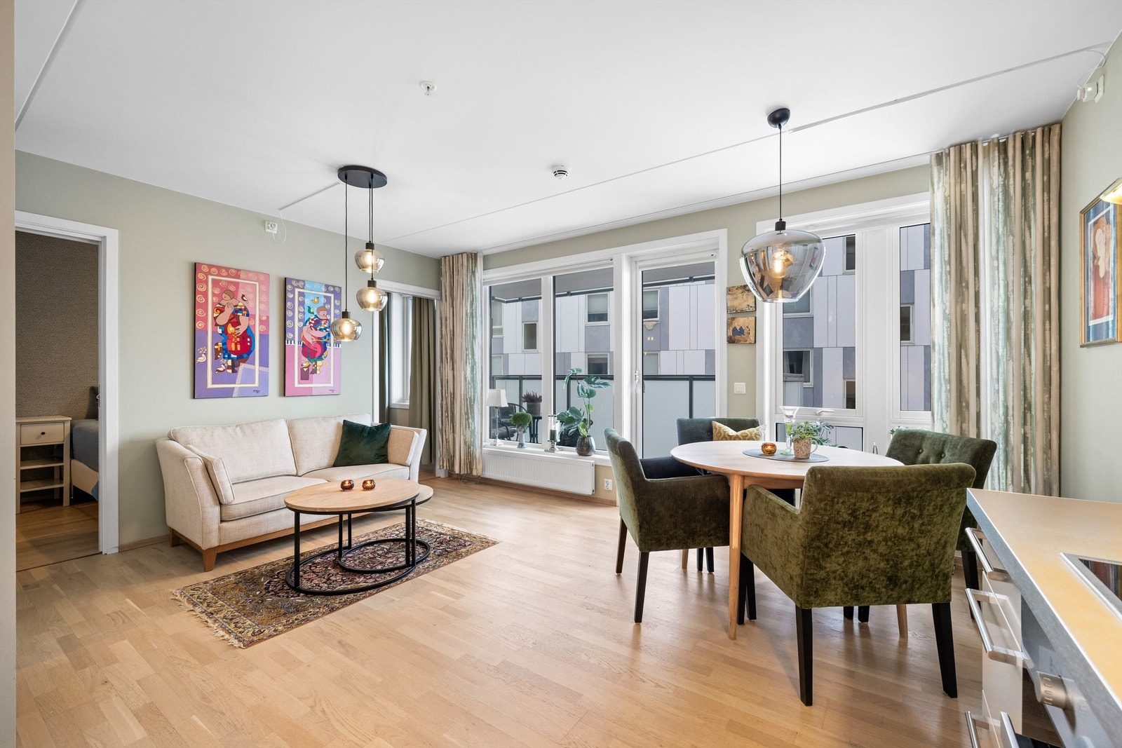 Eiendomsmegler Krogsveen v/Vegard Gran-Andersen ønsker velkommen til Kanalveien 4! Galleribilde