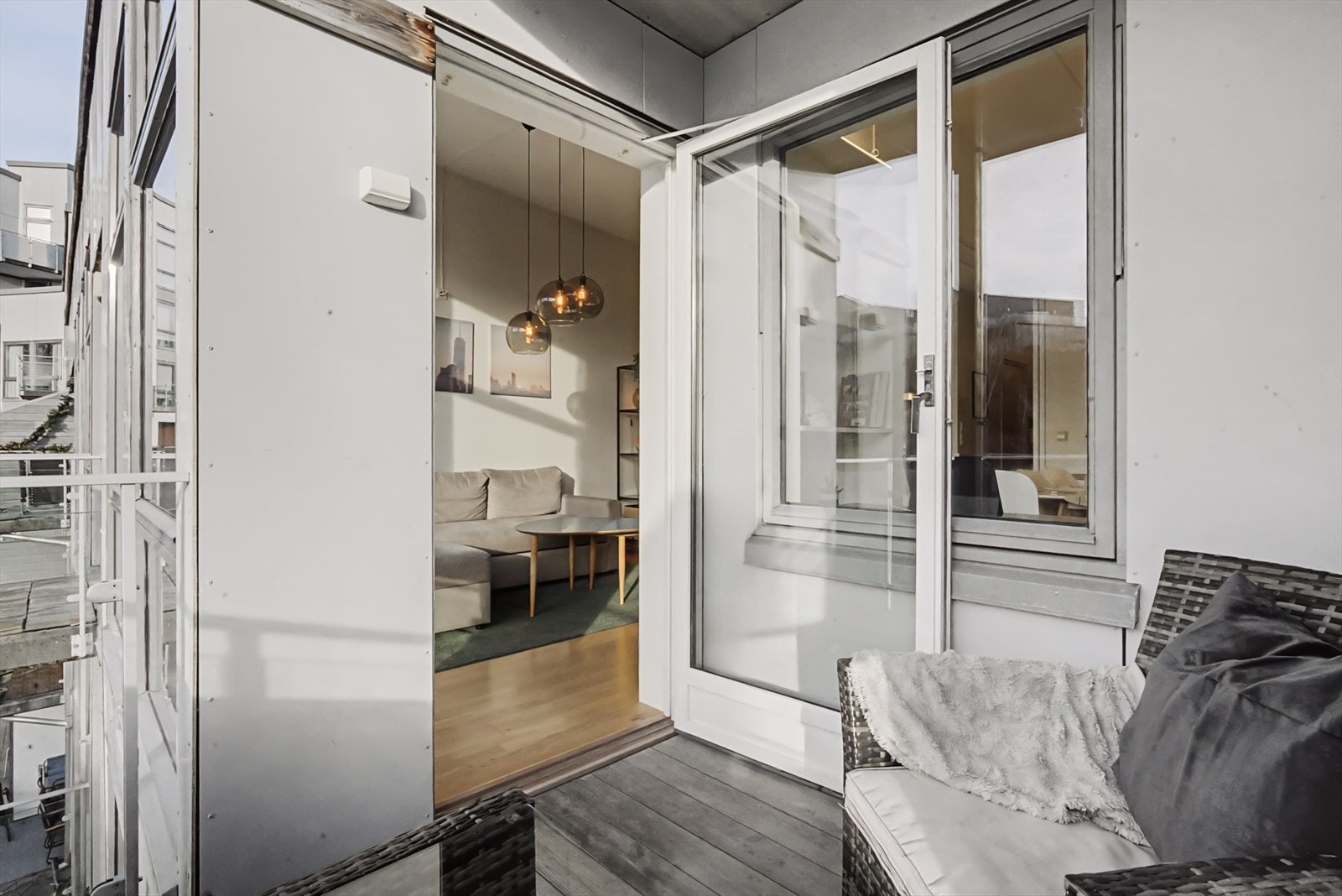 Med utvendig stikkontakt kan du f.eks. holde varmen under varmelampe også på vinterstid - eller steke vafler! Galleribilde