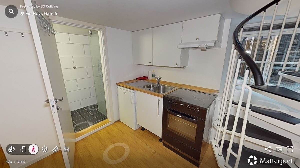 Liten kjøkkenplass i leiligheten. Galleribilde