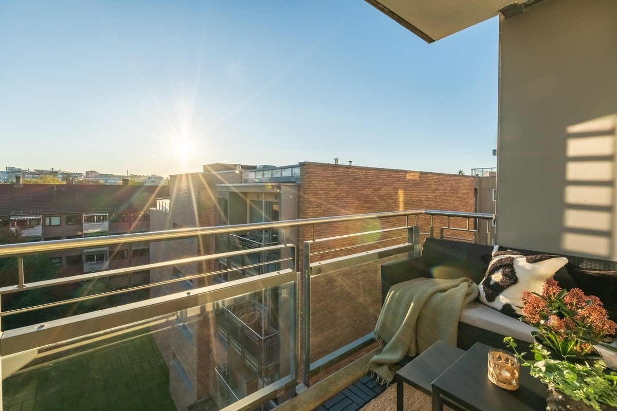 Flott solrik balkong på 4,5 kvm. Galleribilde