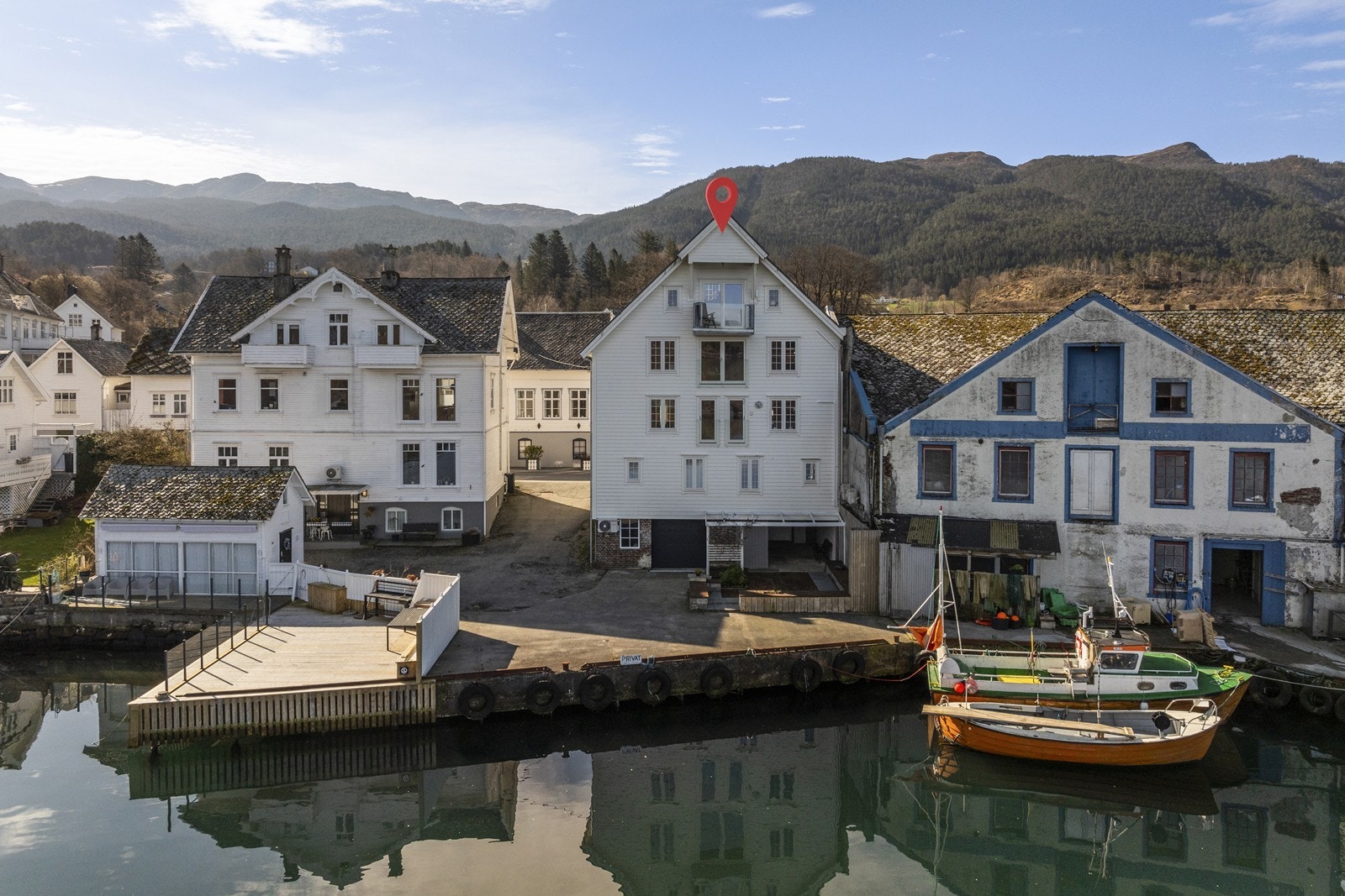 Leiligheten er over 3. og 4. etg. Galleribilde