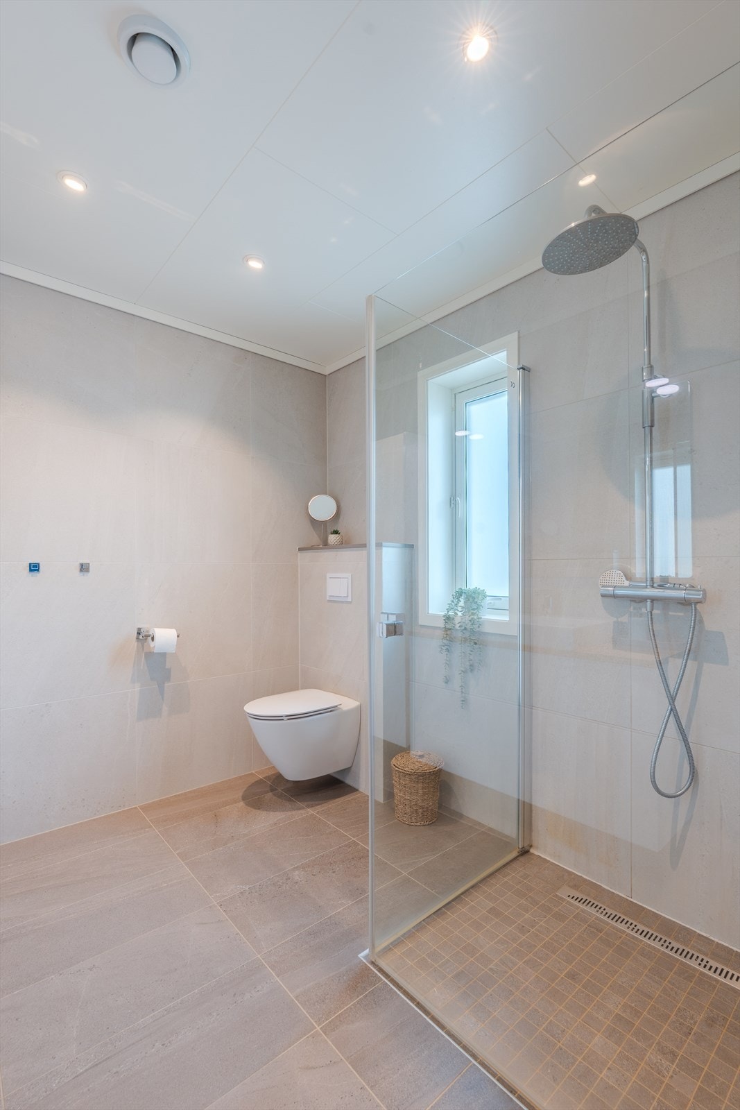 Eget bad tilknyttet hovedsoverom Galleribilde