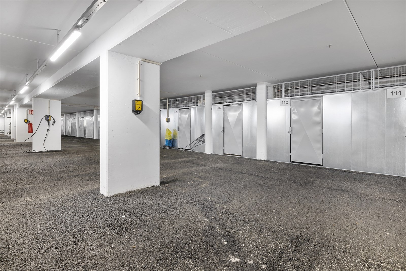I felles parkeringskjeller medfølger en biloppstillingsplass nr. 112 og en bod på 5 m². Galleribilde