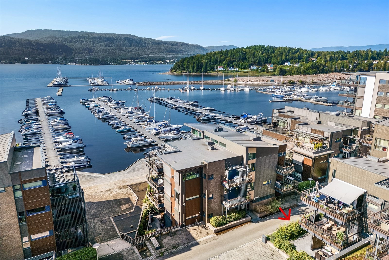 Laboratorieveien 8 har en fin internbeliggenhet på Nordre Jarslberg brygge. Galleribilde