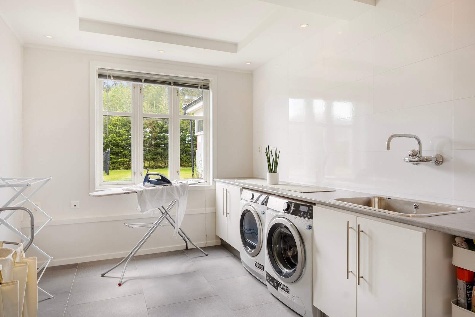 Stort vaskerom i 1. etasje. Galleribilde