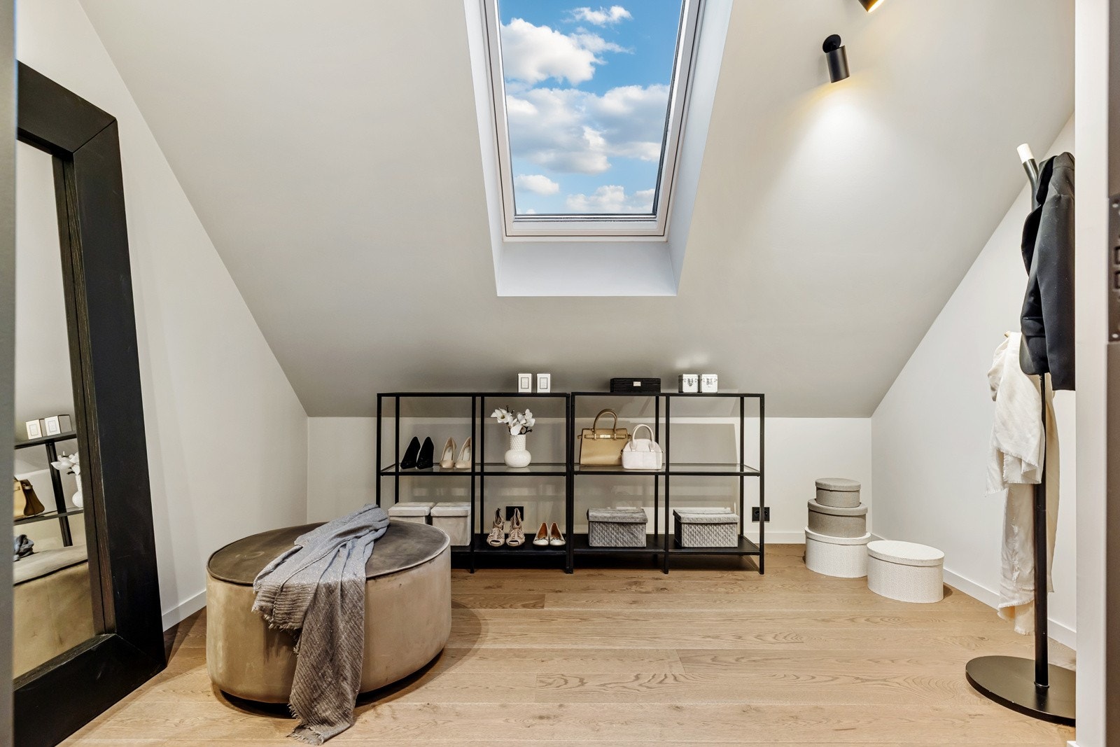 Soverom 4 / Walk in closet Galleribilde