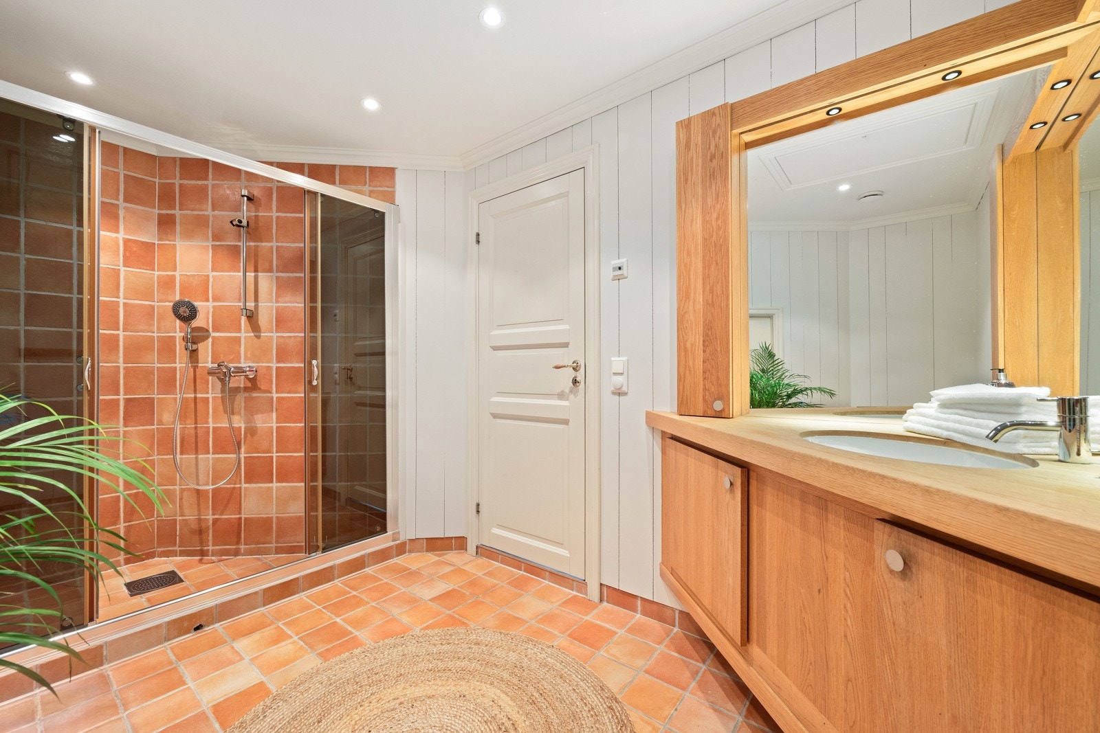 Bad i 2. etasje Galleribilde