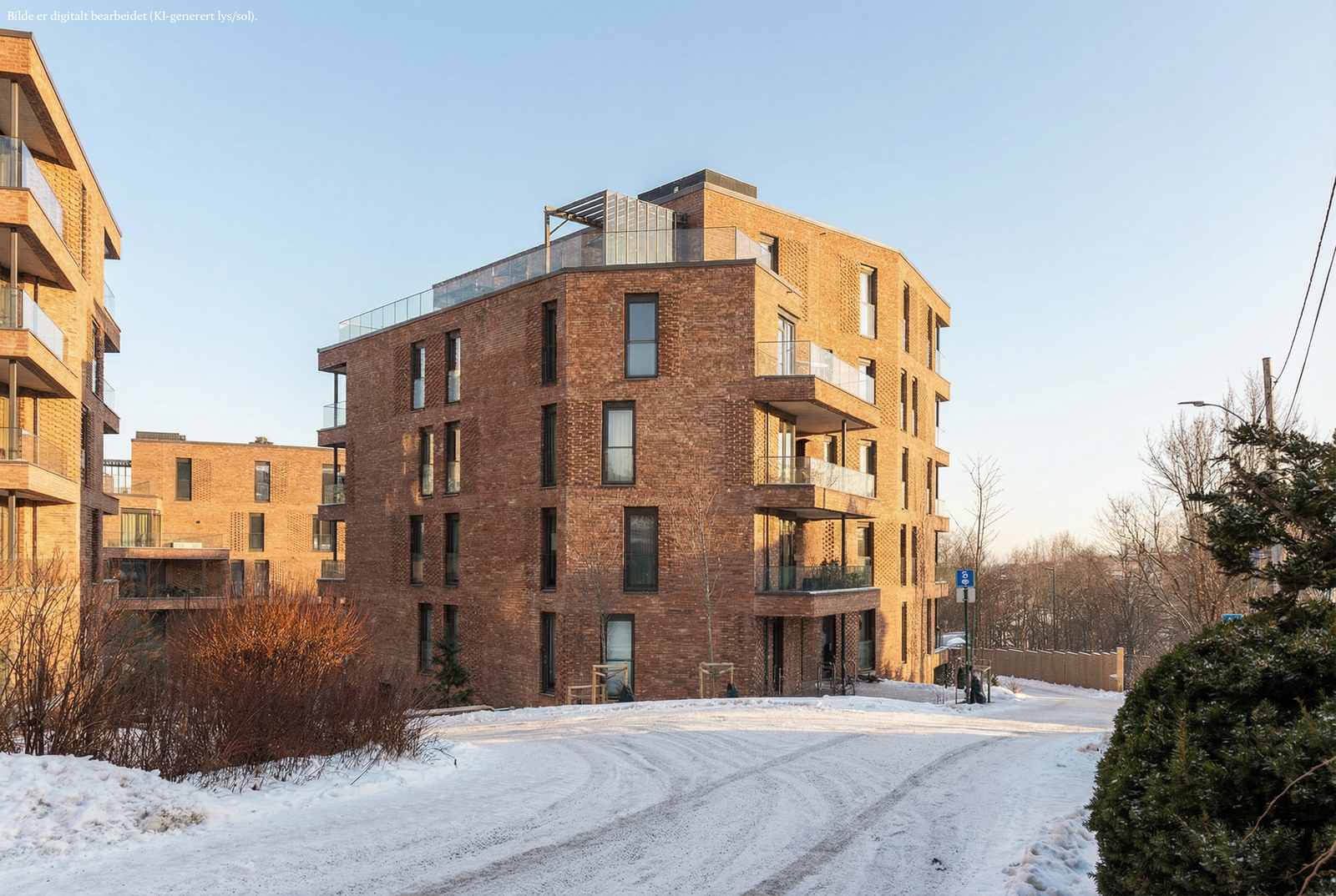 Leiligheten ligger i hele øverste etasje i dette bygget. Galleribilde