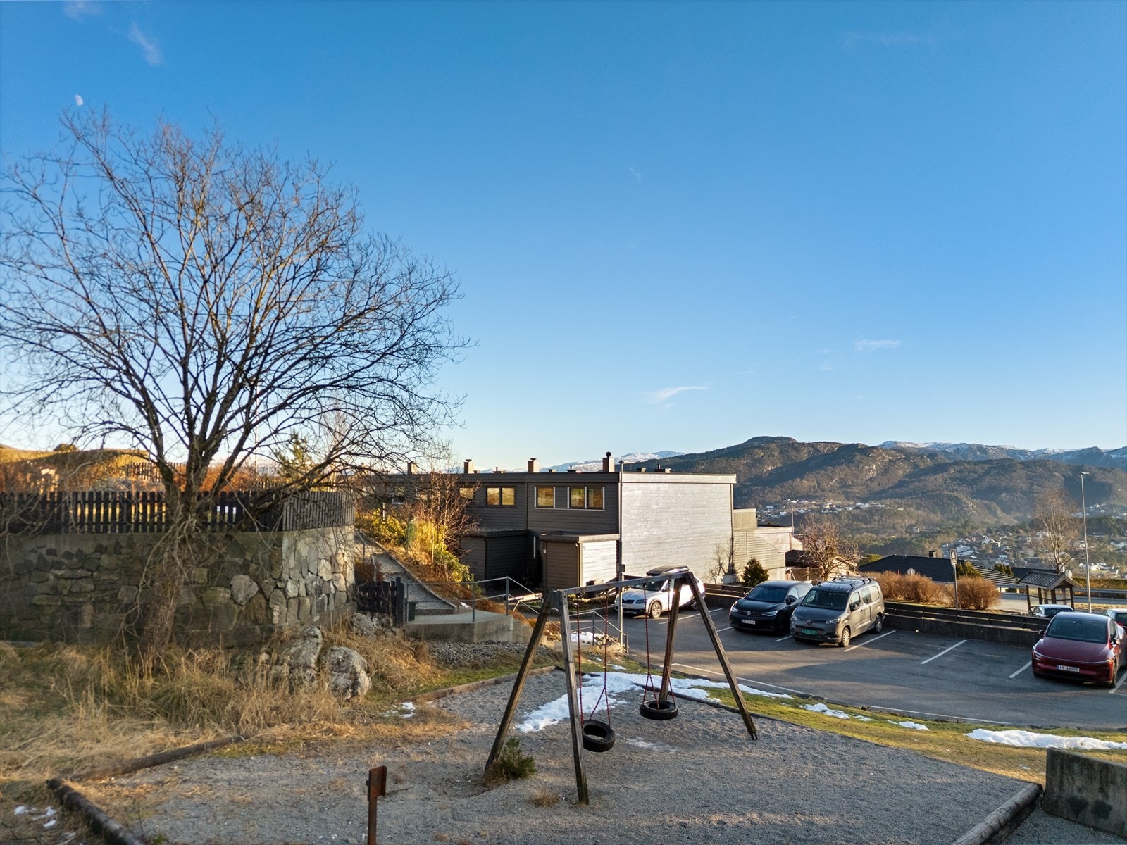 Barnevennlig område med flere lekeplasser i nabolaget Galleribilde