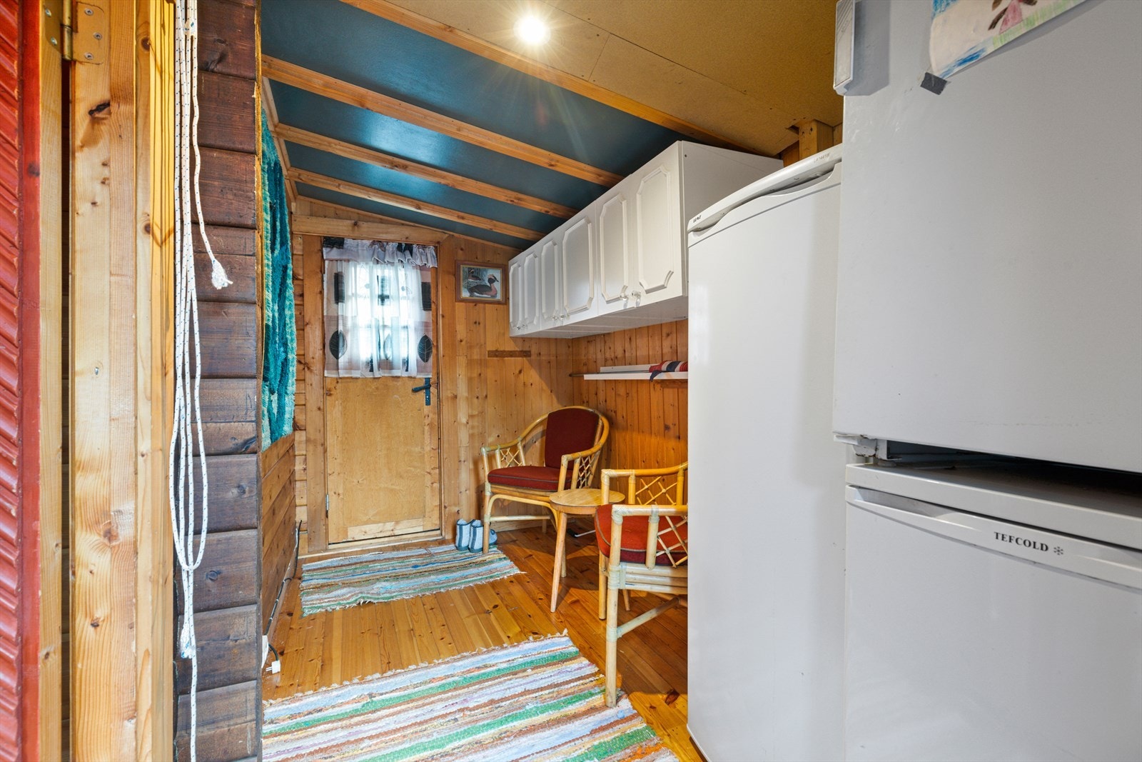 Yttergang i hytten, som er tilbygg Galleribilde