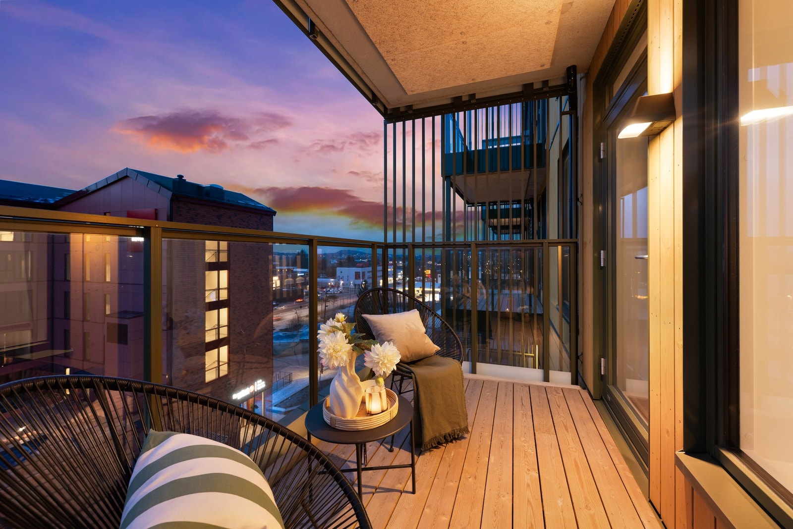 Fra stuen er det utgang til en herlig balkong på 6 m². Galleribilde