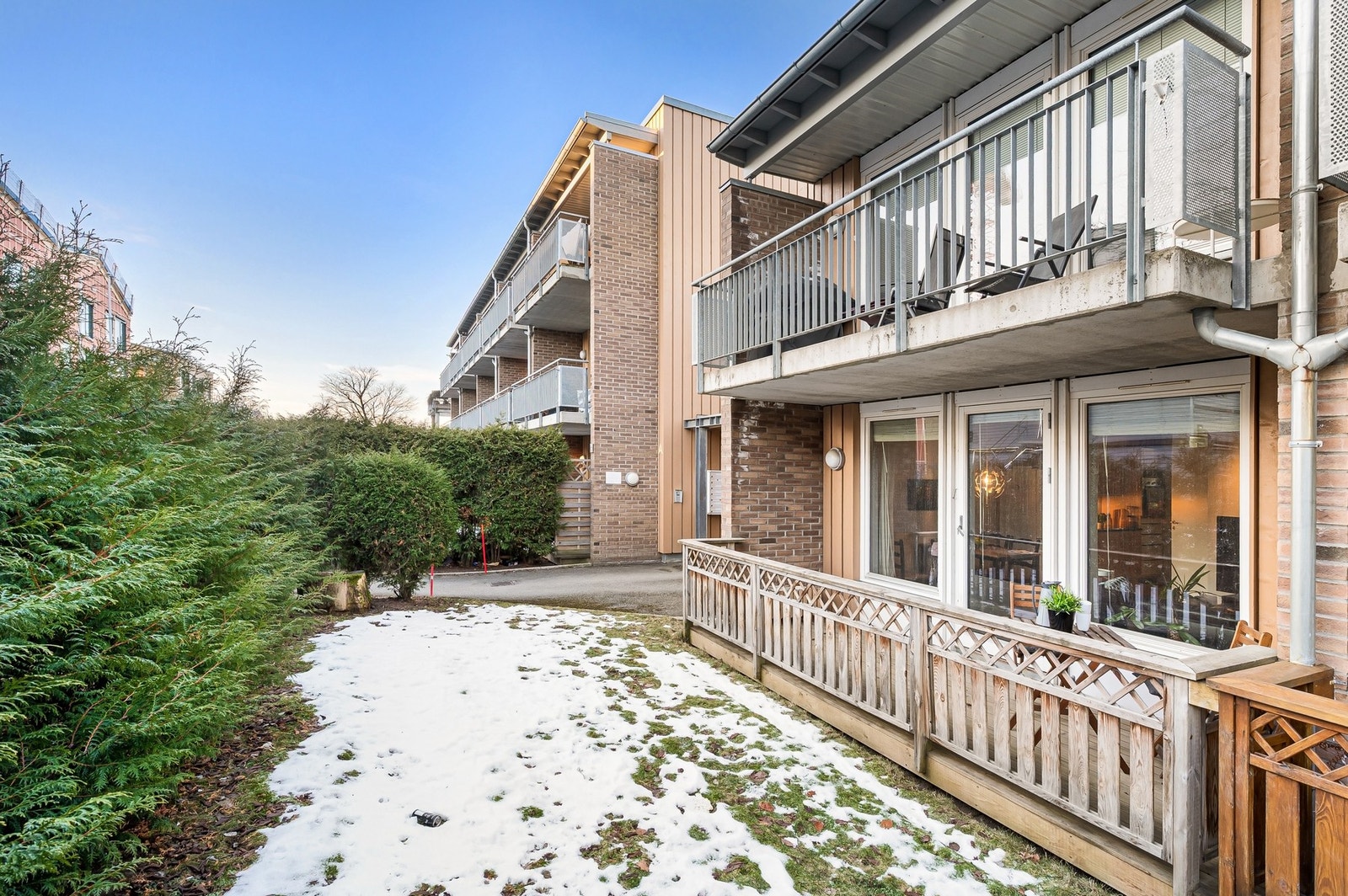 Leiligheten har en fin plassering på enden av bygget. Galleribilde