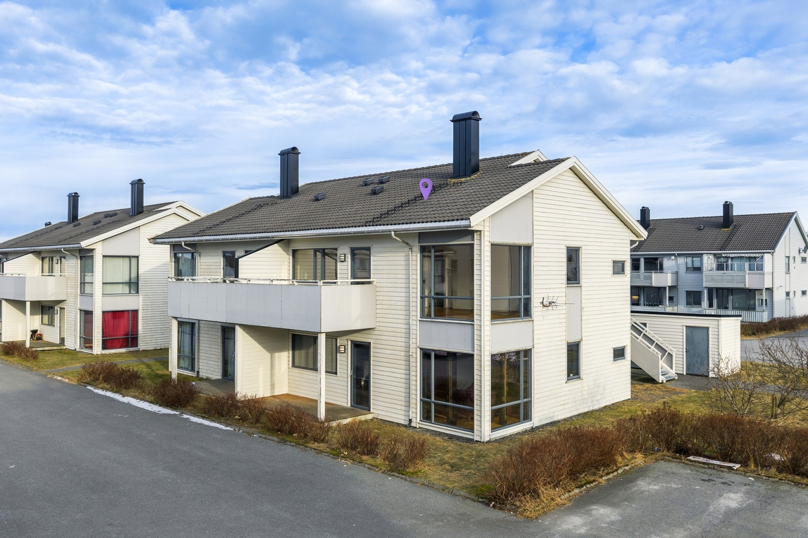 Store vinduer gir godt lysinslipp Galleribilde