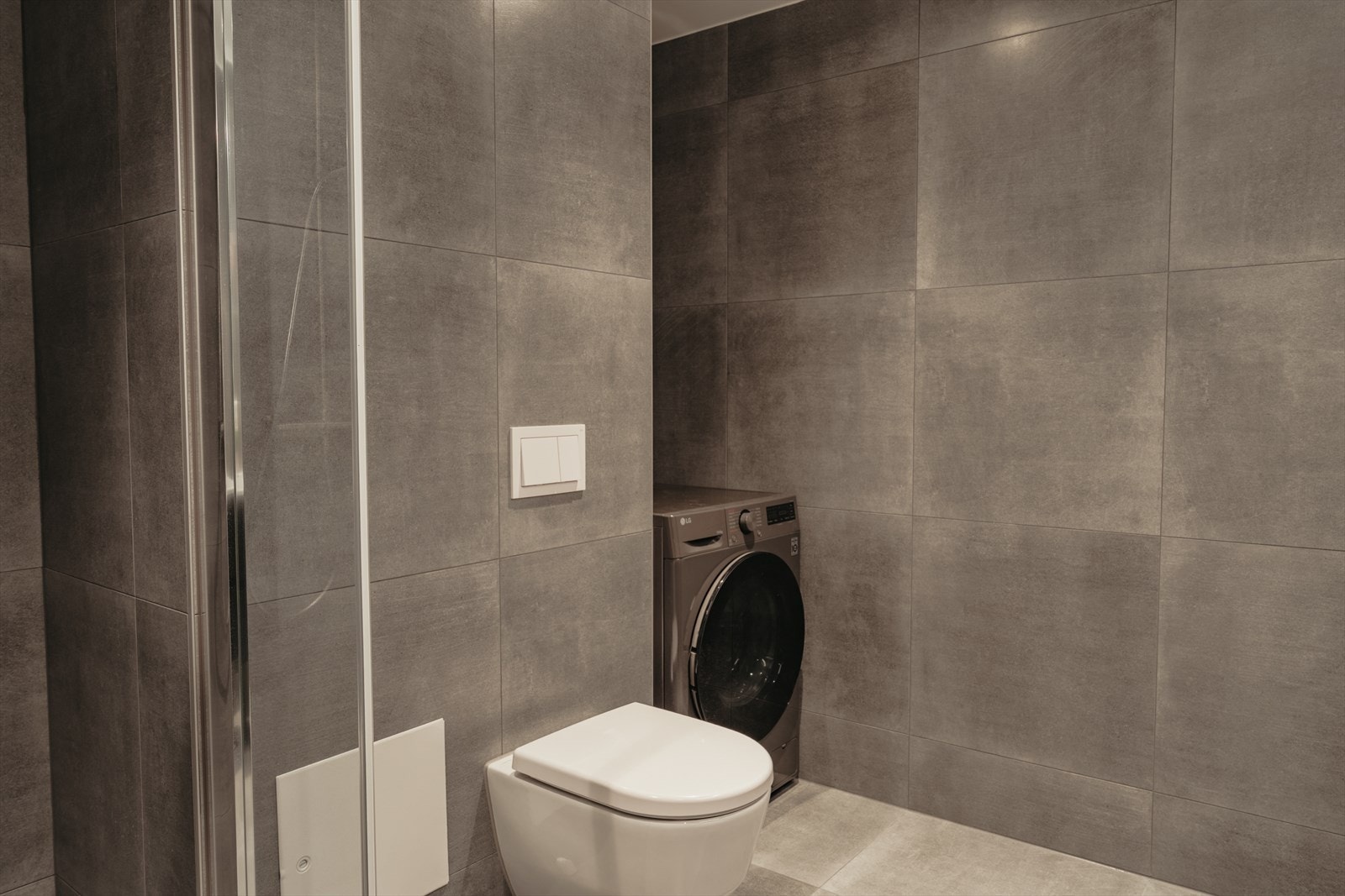 Opplegg for vaskemaskin. Galleribilde