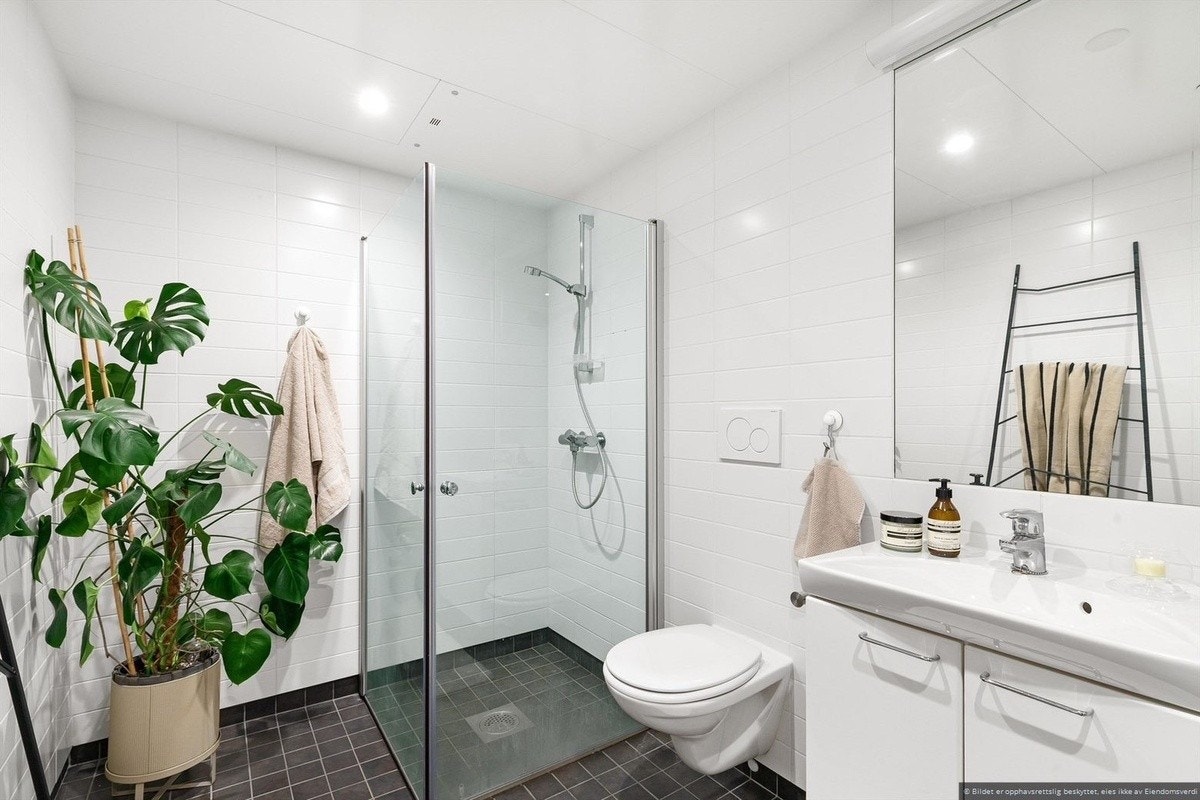 Romslig bad Galleribilde