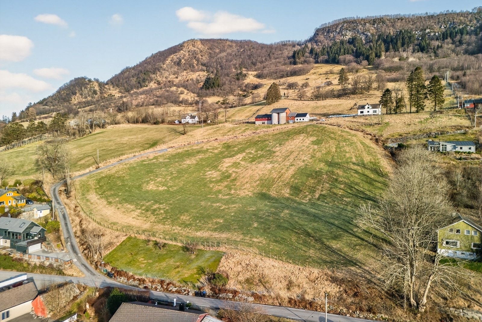 Ca. 77 daa fulldyrka jord Galleribilde