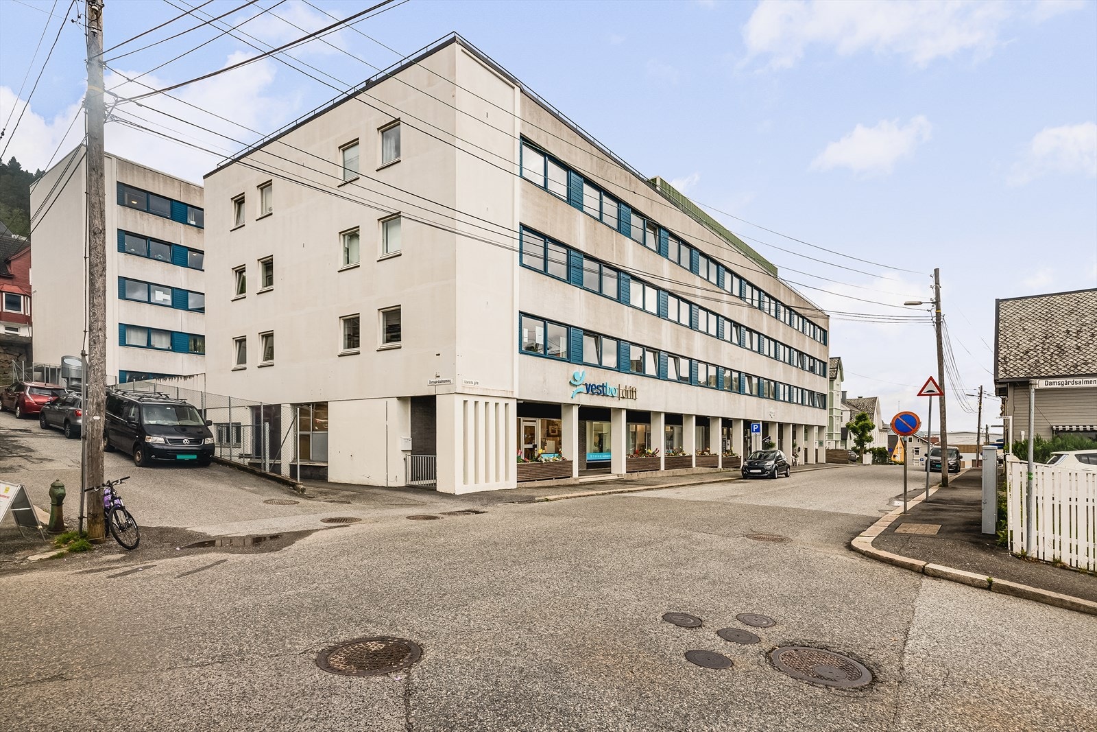 Leiligheten har en fin og sentral beliggenhet på Laksevåg. Galleribilde