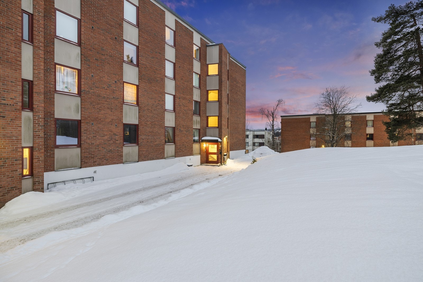 Området byr på gode turmuligheter, med kort vei til skog og mark. Galleribilde