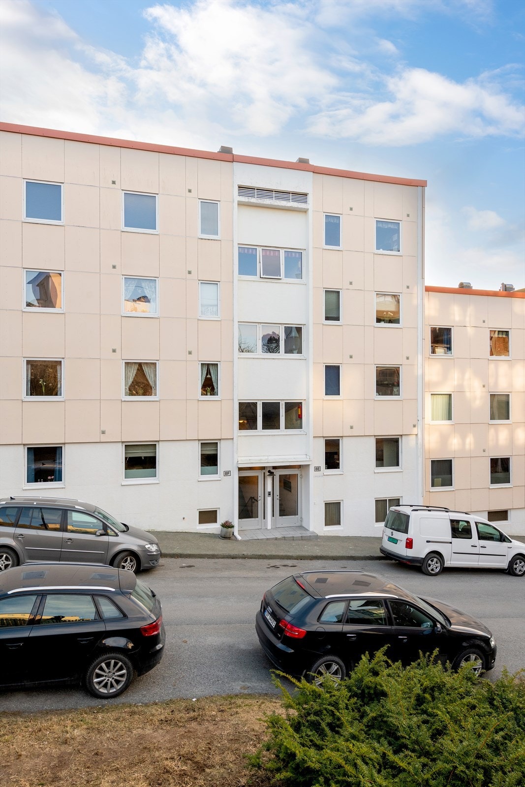 Fasade og inngangsparti fra O.A. Devoldsgate Galleribilde