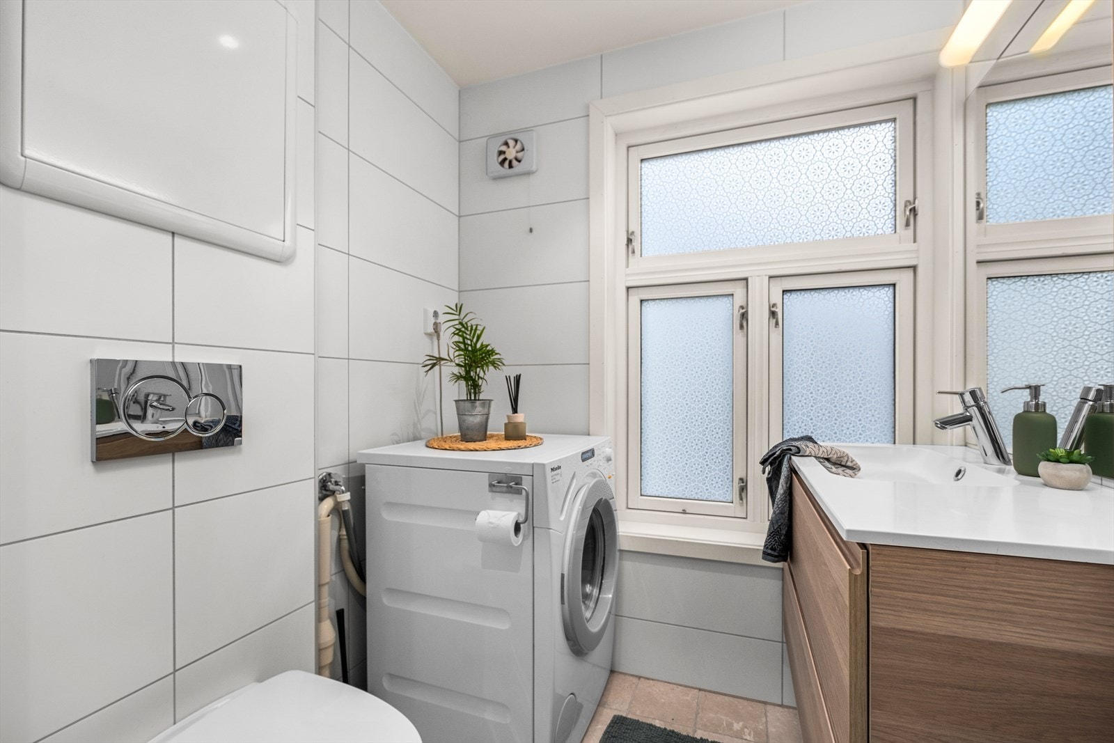 Pent flislagt bad på flotte 4m² Galleribilde