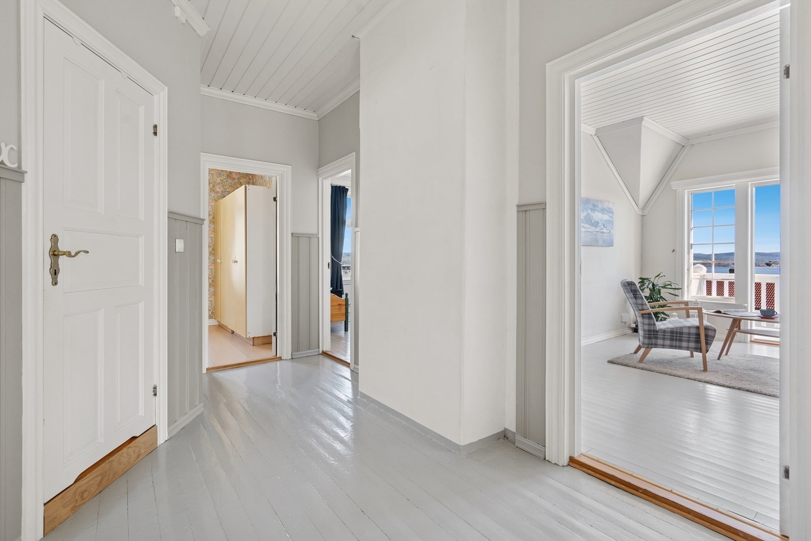 Vi tar turen videre til boligens 2. etasje. Galleribilde