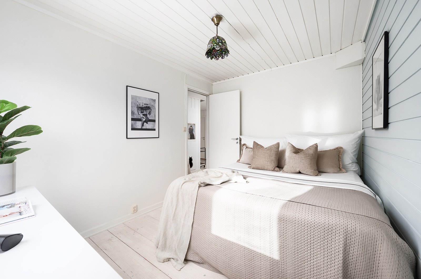 Det harmoniske fargevalget gir en avslappende og innbydende følelse - perfekt for rolige morgener og god nattesøvn. Galleribilde