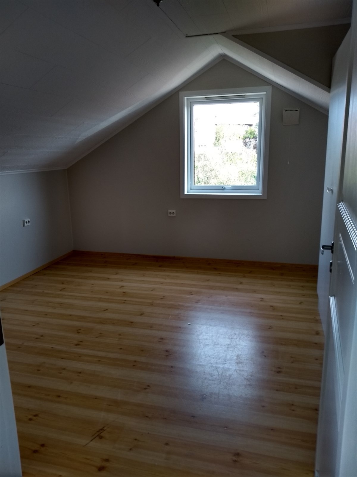 Soverom i loftsetasjen (leilighet). Galleribilde