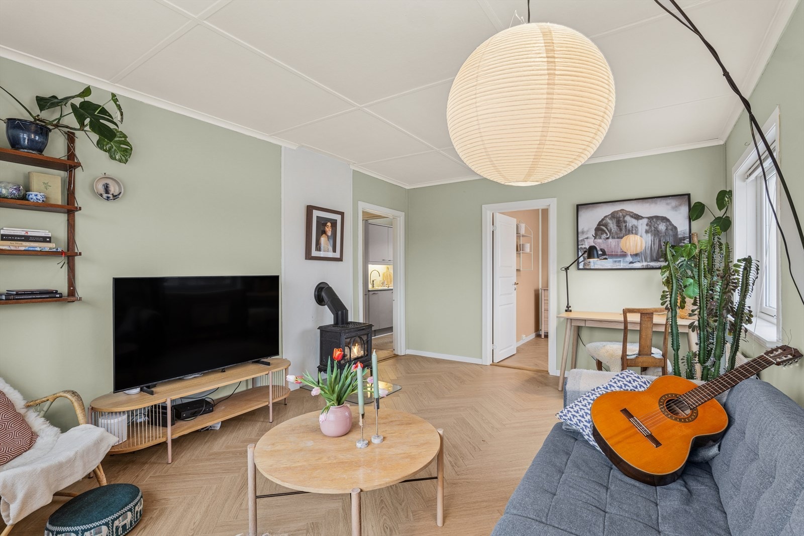 DNB Eiendom v/Elisabeth Sedivy har gleden av å presentere denne hyggelige leiligheten i Nordre vei 1. Galleribilde