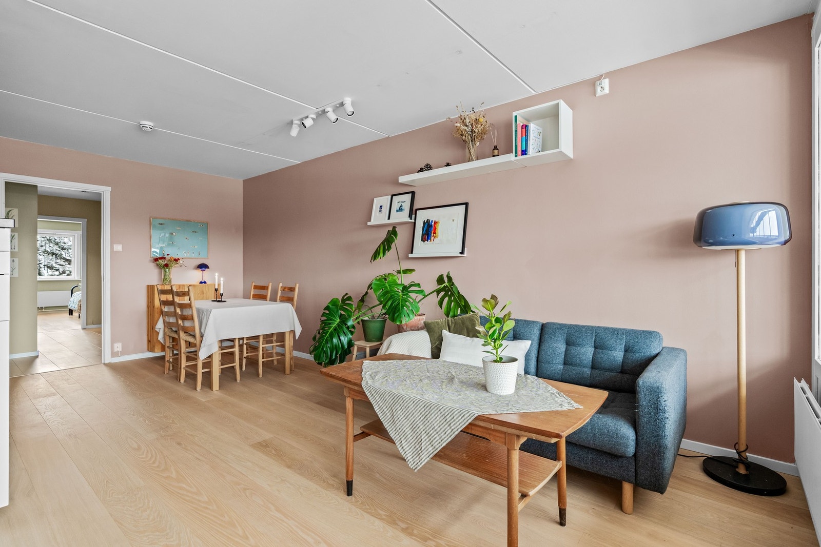 Åpen og sosial løsning som inviterer til samvær. Galleribilde