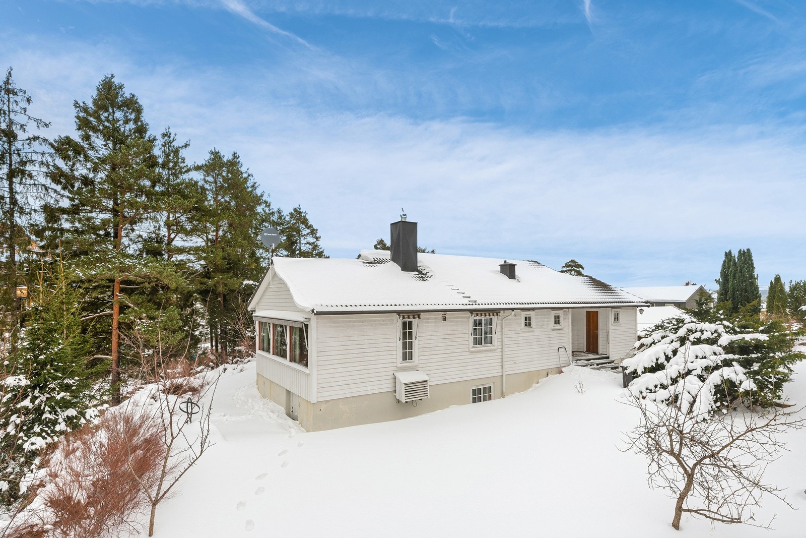 Flotte uteområder og grøntareal omkring boligen Galleribilde