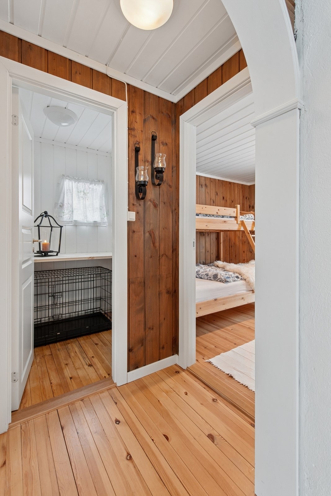 Praktisk innvendig bod mellom soverommene. Galleribilde