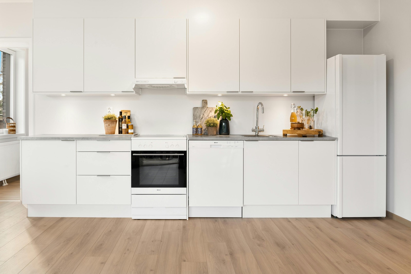 God benkeplass for matlaging Galleribilde